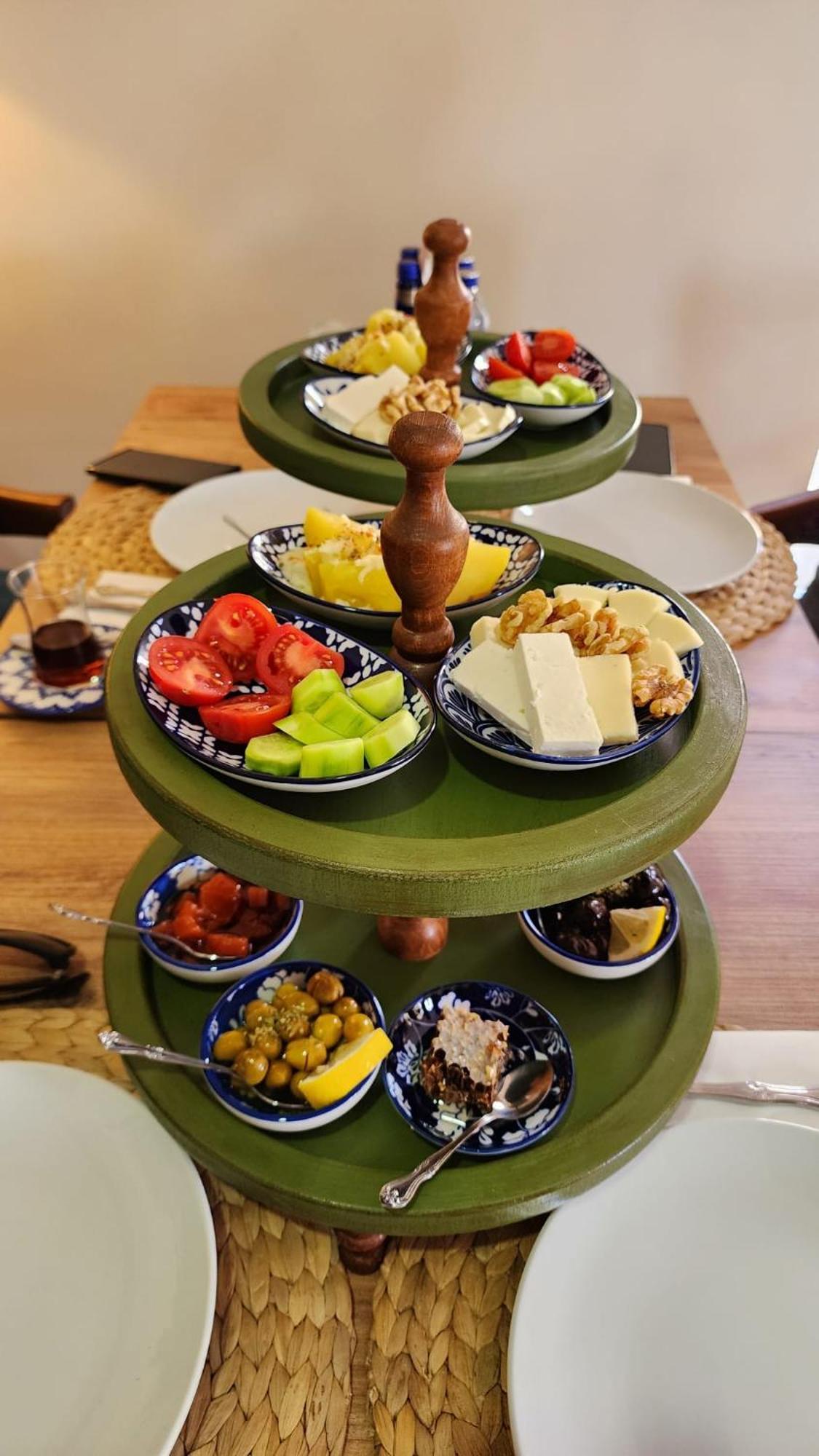 Pertevniyal Aziziye Hotel Коня Екстериор снимка